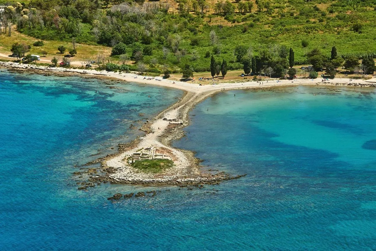 Anna Apartments Zambratija  Croatia