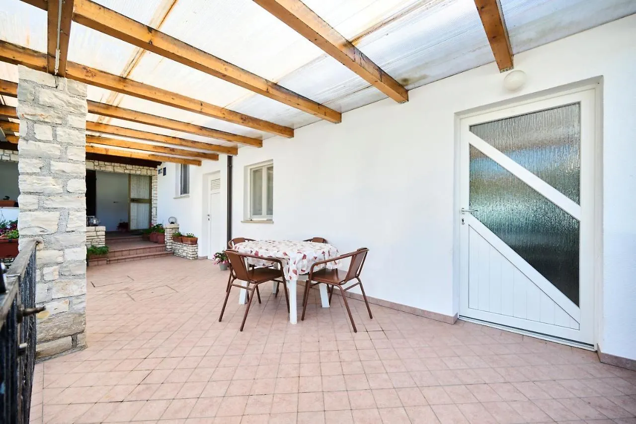 Anna Apartments Zambratija  0*, Zambratija (Istria) Hırvatistan